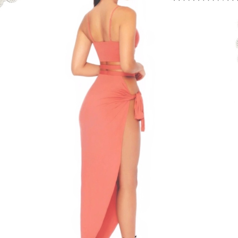 Revolve Two Piece Top and Skirt Small - Picture 5 of 15